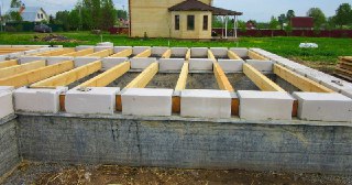 Фундамент для дома Медногорск. Заказать под ключ цена от 3290 руб/м3